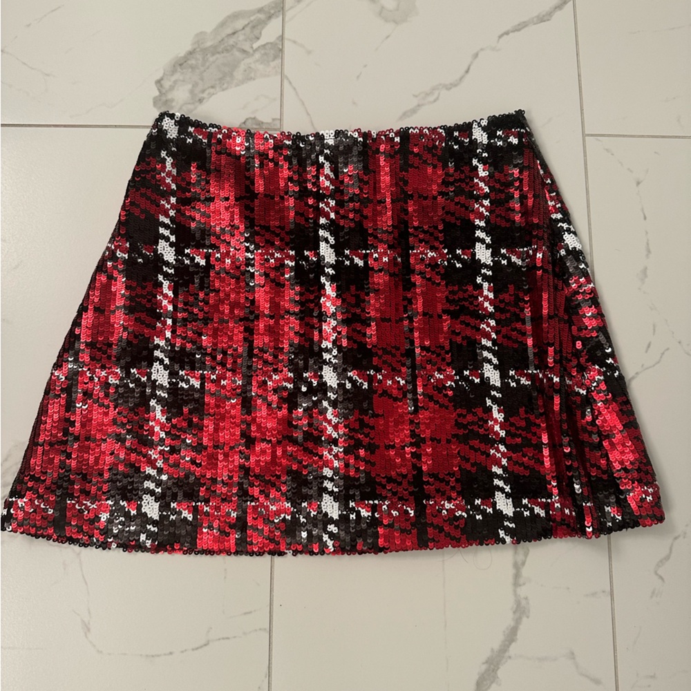 Tuckernuck Red and Black Sequin Mini Skirt